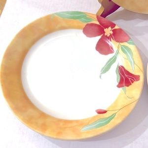 8 PC Corelle Pacific Bloom Salad Plate 7.5”. Made in USA. Perfect condition.